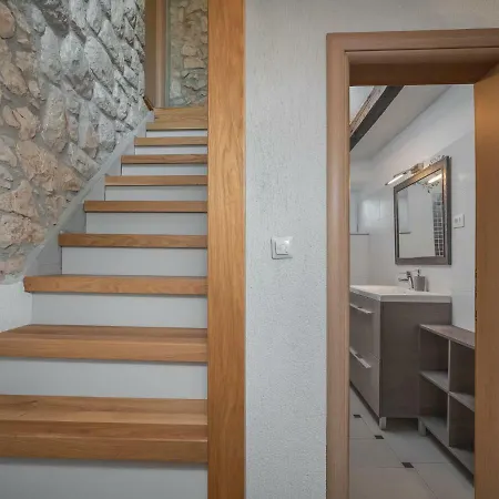 Holiday home Holiday Bella By Interhome Dobrinj