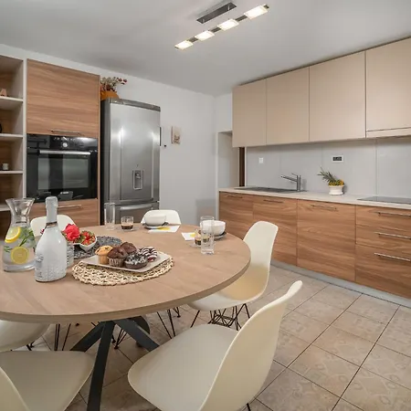 Holiday Bella By Interhome